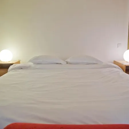 Camille - Authentic 4-bed Saint-germain Notre Dame * Parigi